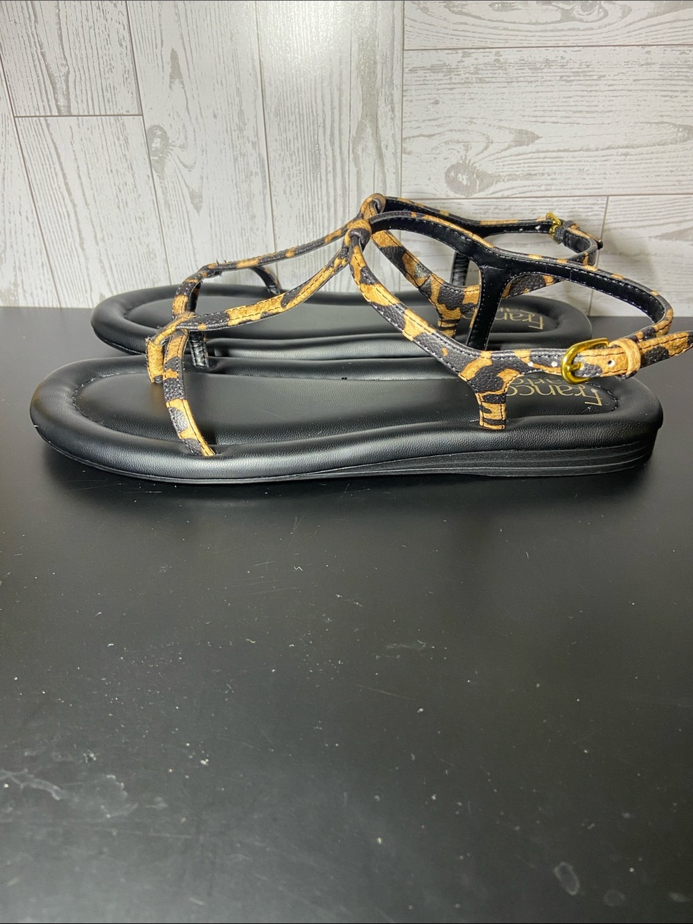 Franco Sarto Joela Leopard Print T-Strap Flat Sandals Women’s Size:8M - Picture 9 of 9